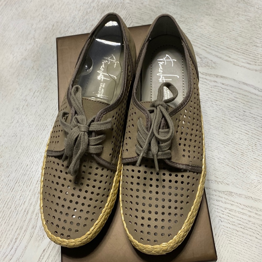FRANCO SARTO "A-WHIMSY" leather perforated shoes Women sz. 8.5M